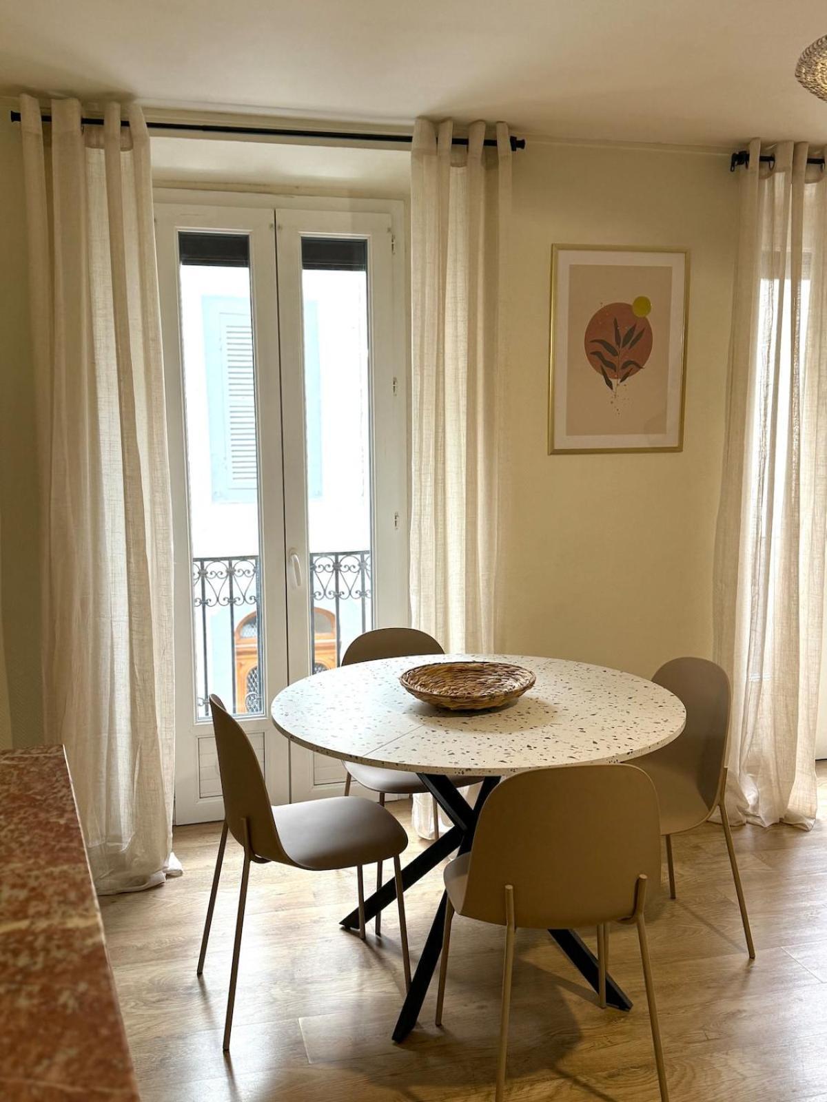 Le Cocon Colore - Centre Apartment